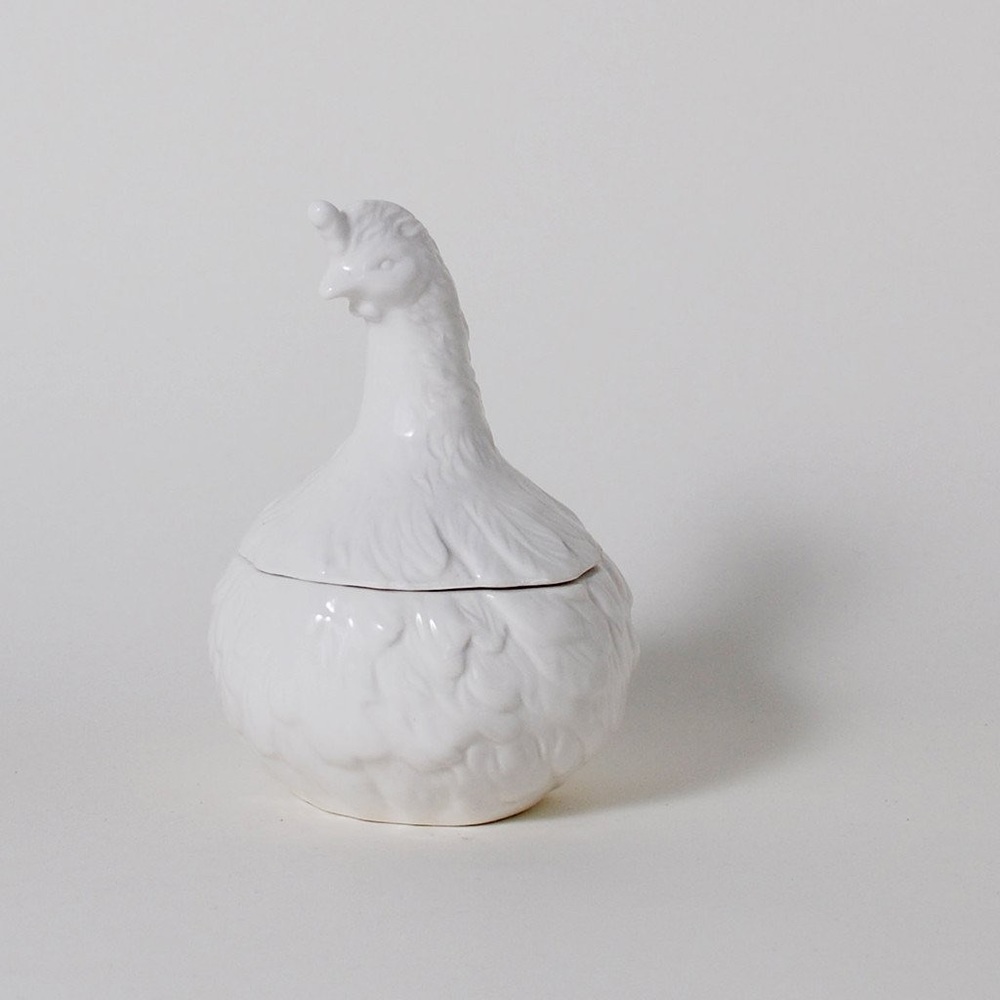 IMM Living Quail Feathered Nest Container White